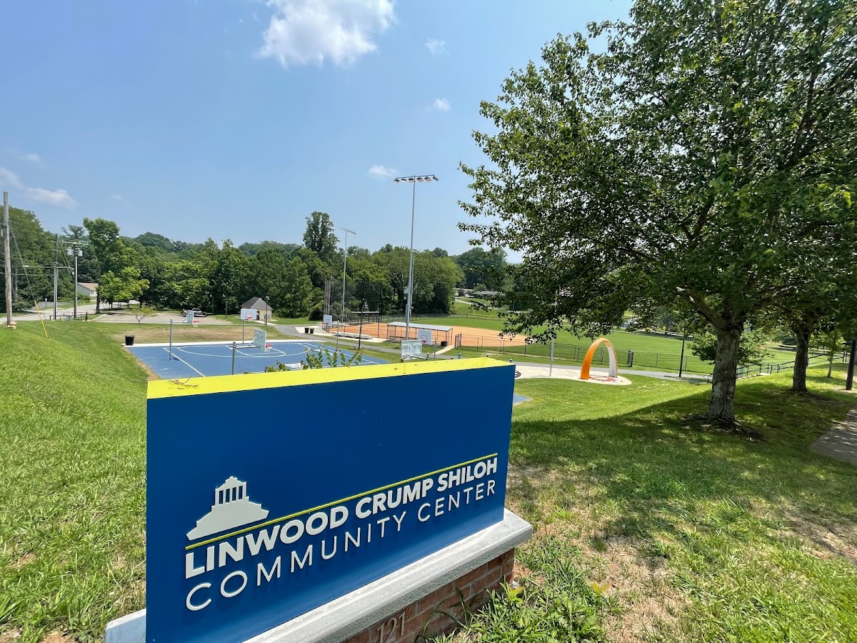 Linwood Crump Shiloh Community Center Pickleball