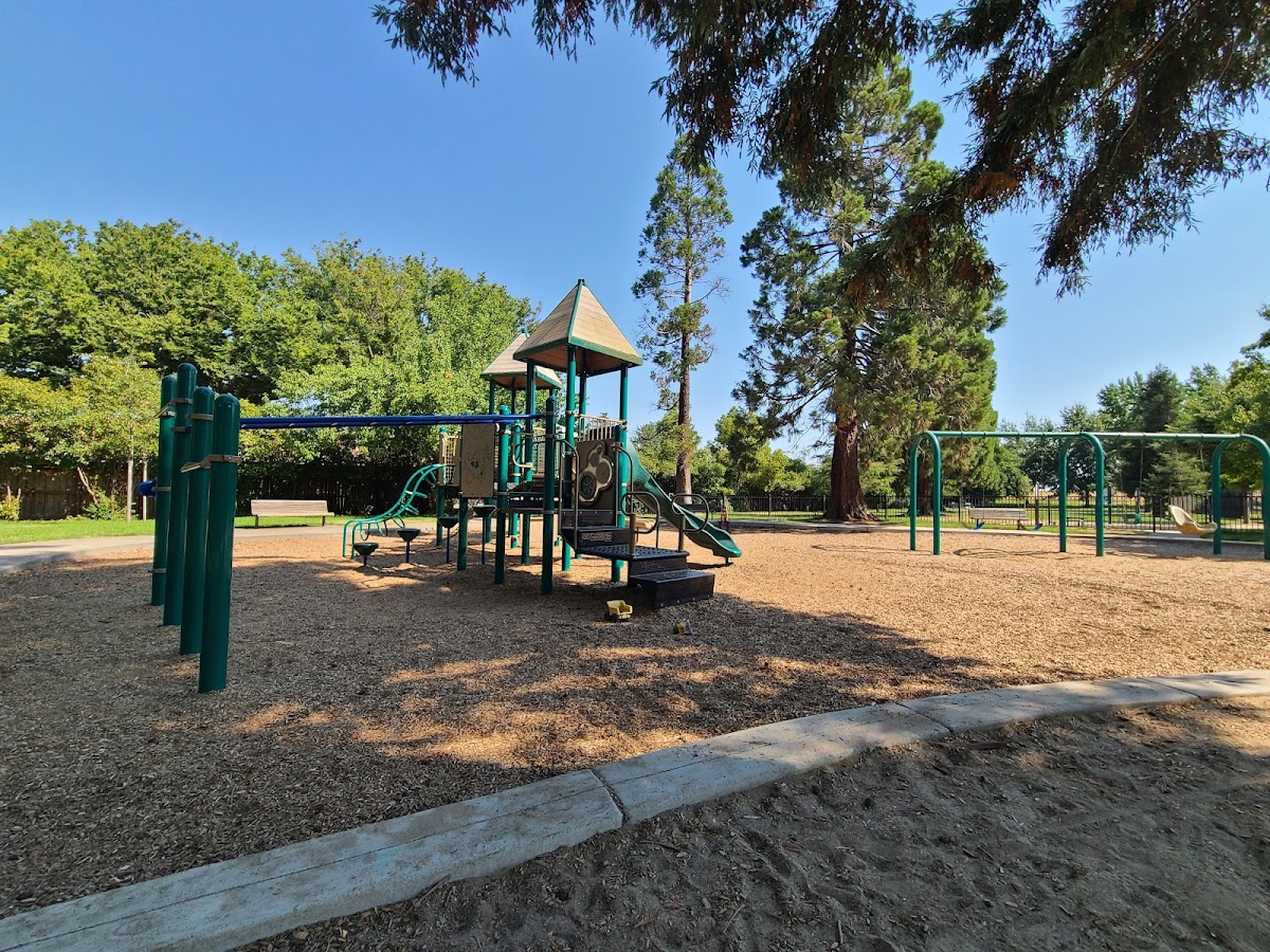Glenn Hall Park