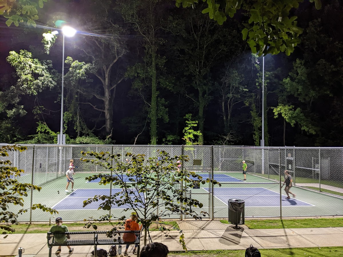 Walnut Street Park