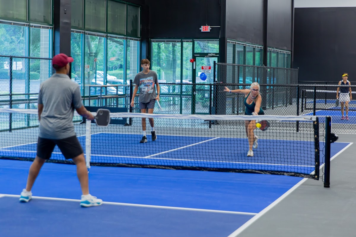 Suwanee Sports Academy - Pickleball