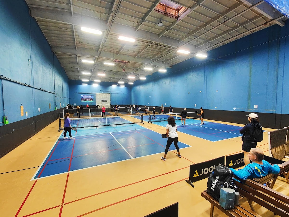 Pickleball Badminton Center