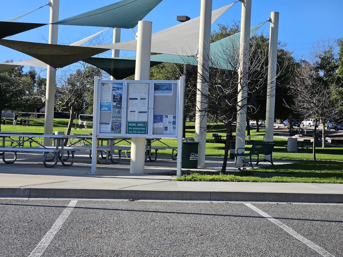 Dos Vientos Community Center Pickleball Courts
