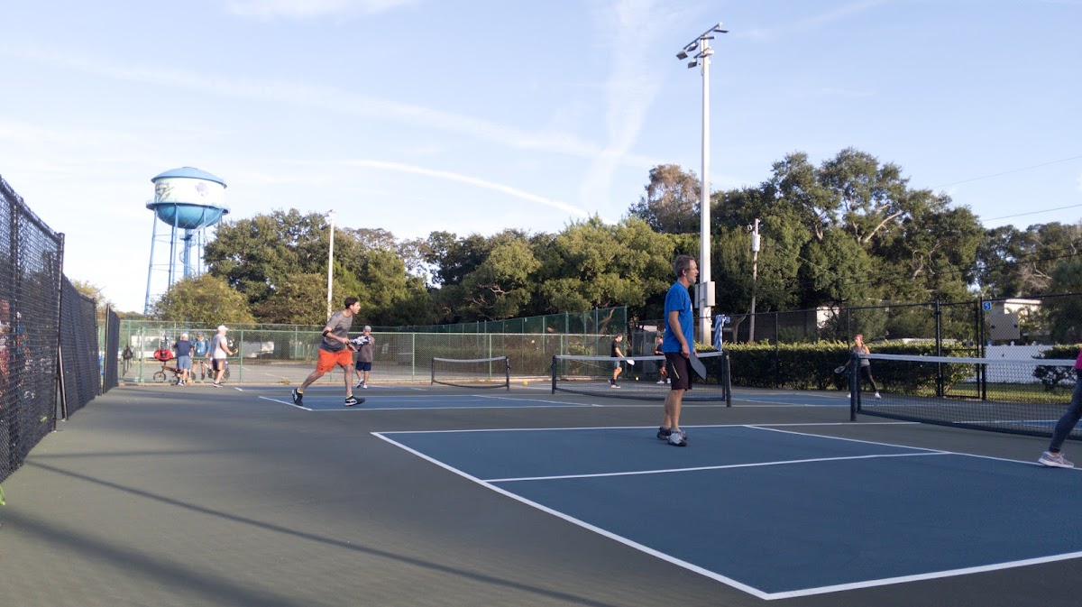 Crescent lake Pickle Ball courts