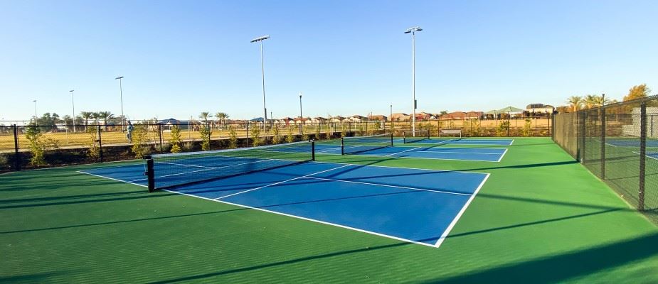 Elk Grove Aquatics Center / Bartholomew Aquatic Center Courts