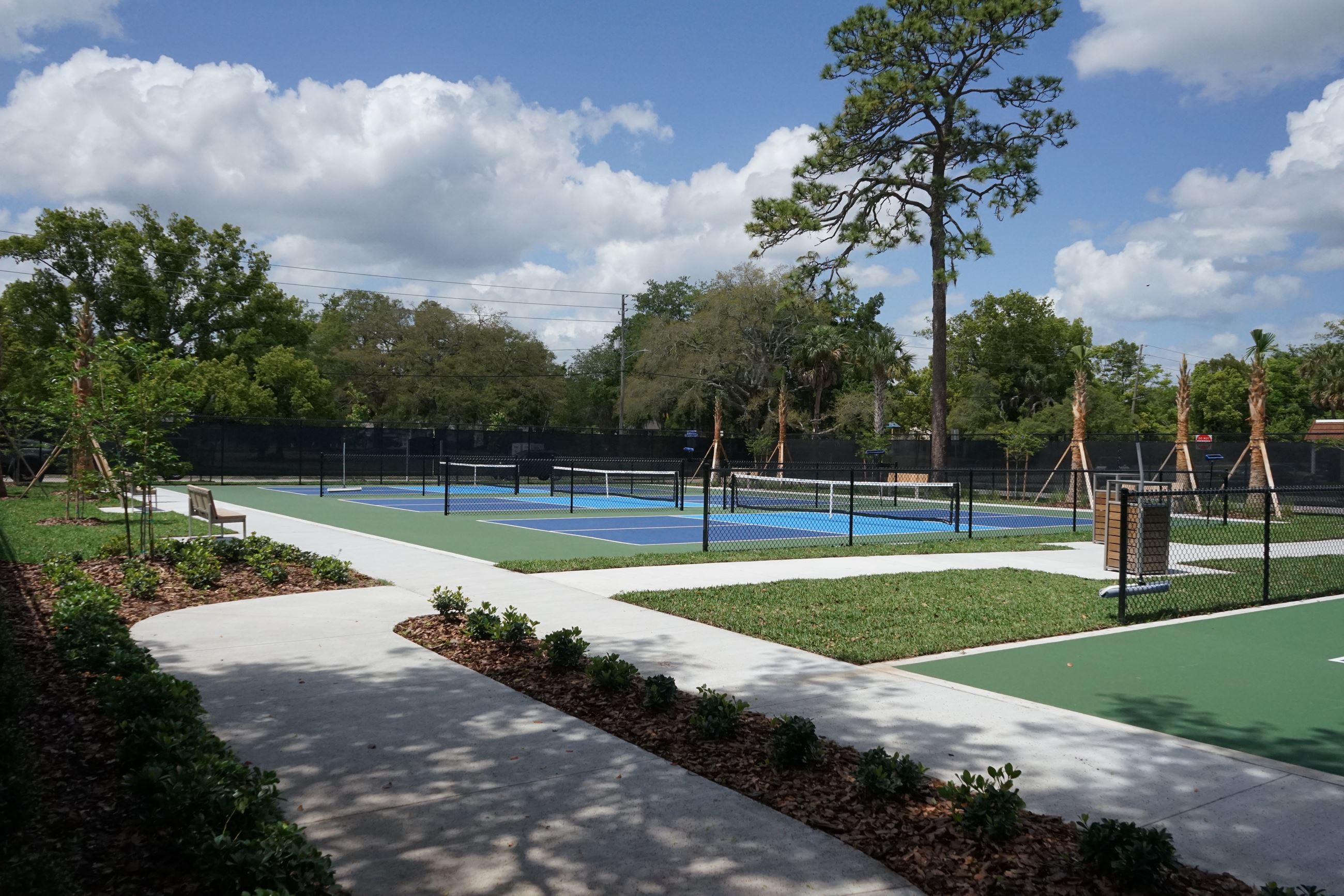 Pickleball on Country Club